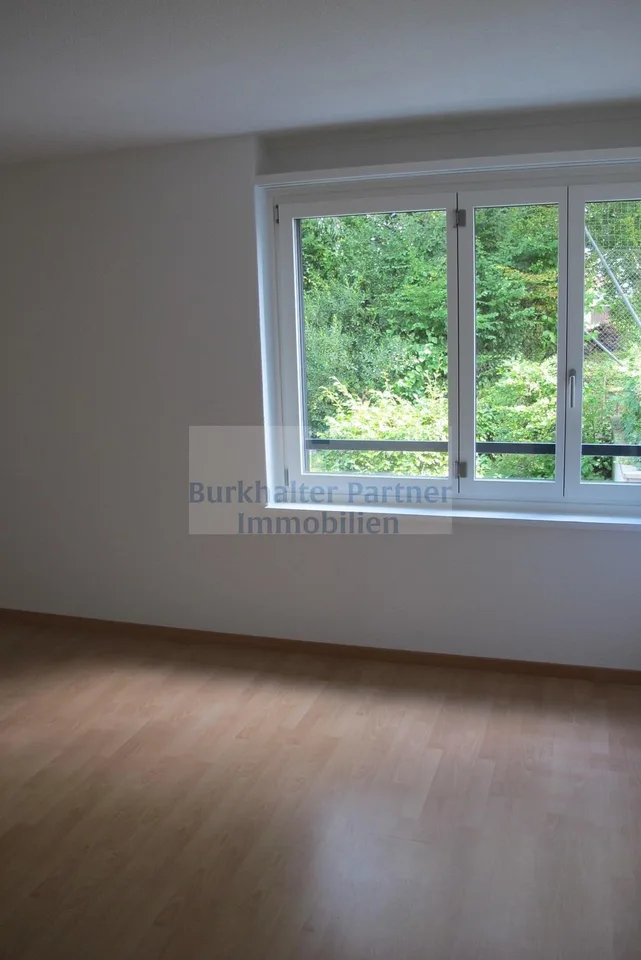 Helle 4-Zimmerwohnung an zentraler Lage in Hinterkappelen