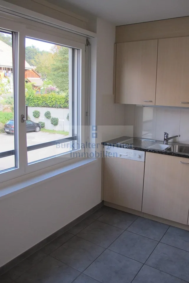 Helle 4-Zimmerwohnung an zentraler Lage in Hinterkappelen