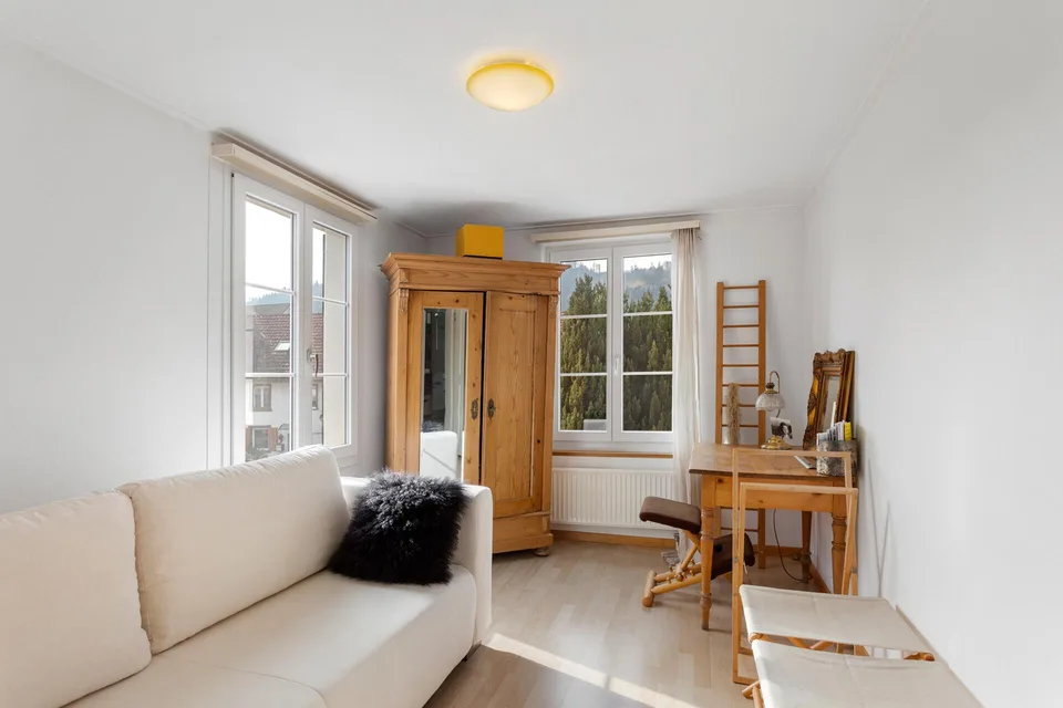 Casa di 5,5 locali con fascino speciale e potenziale di sviluppo – foto 8 di 14