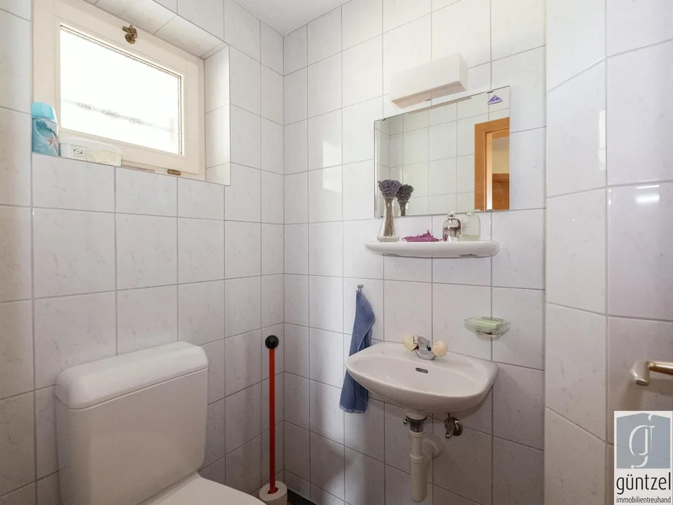 Kleines Raumwunder: 5-Zimmer-Einfamilienhaus in Seenähe – Foto 6 von 13