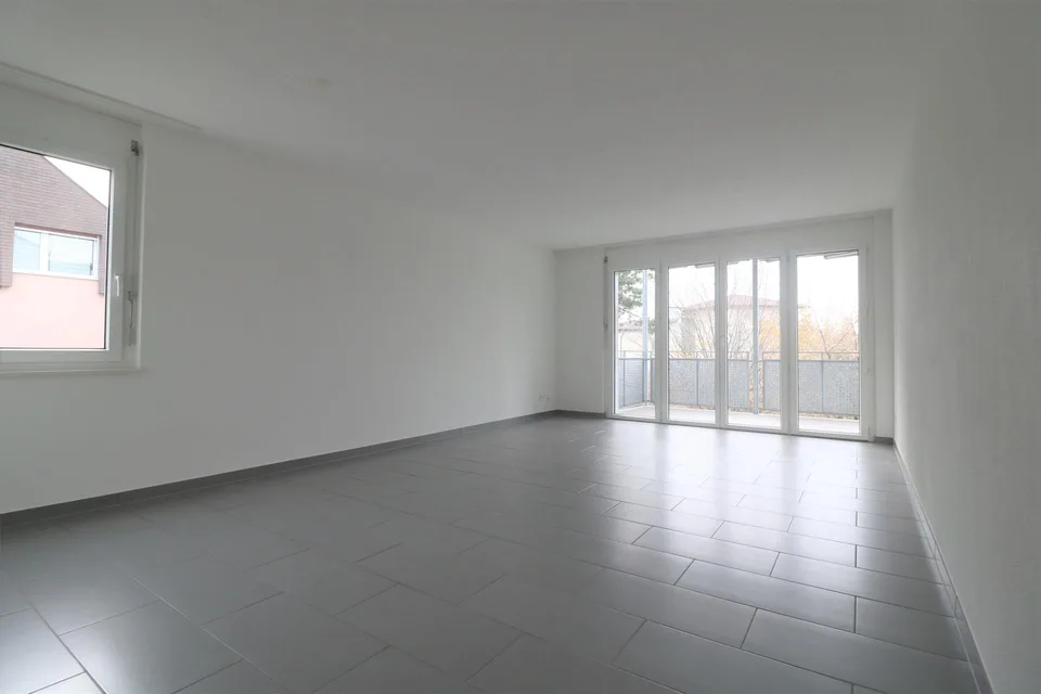 Bel appartement de 3½ pièces / Grosszügige 3½-Zimmerwohnung – photo 4 sur 9