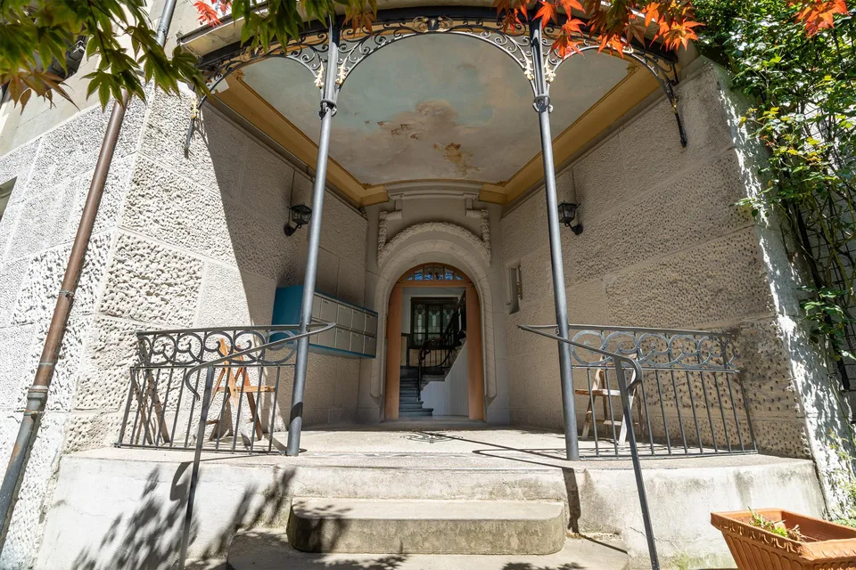 Hochwertig sanierte 3.5-Zimmerwohnung im Herzen von Zürich – photo 13 sur 13