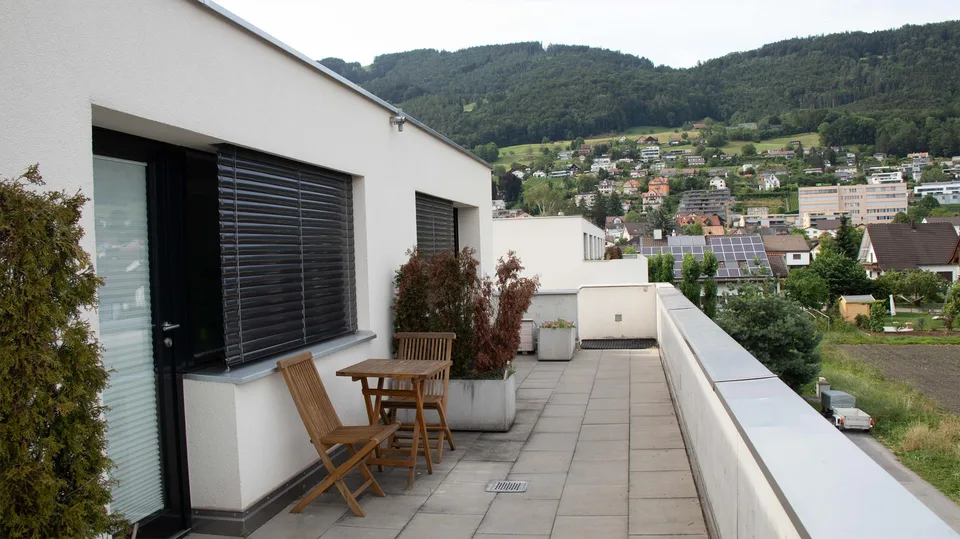 Modern 3.5 room attic apartment in Rebstein