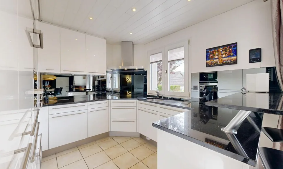 Helles Haus mit 5.5 Zimmern und Garten, ideal für Familien – Foto 7 von 11