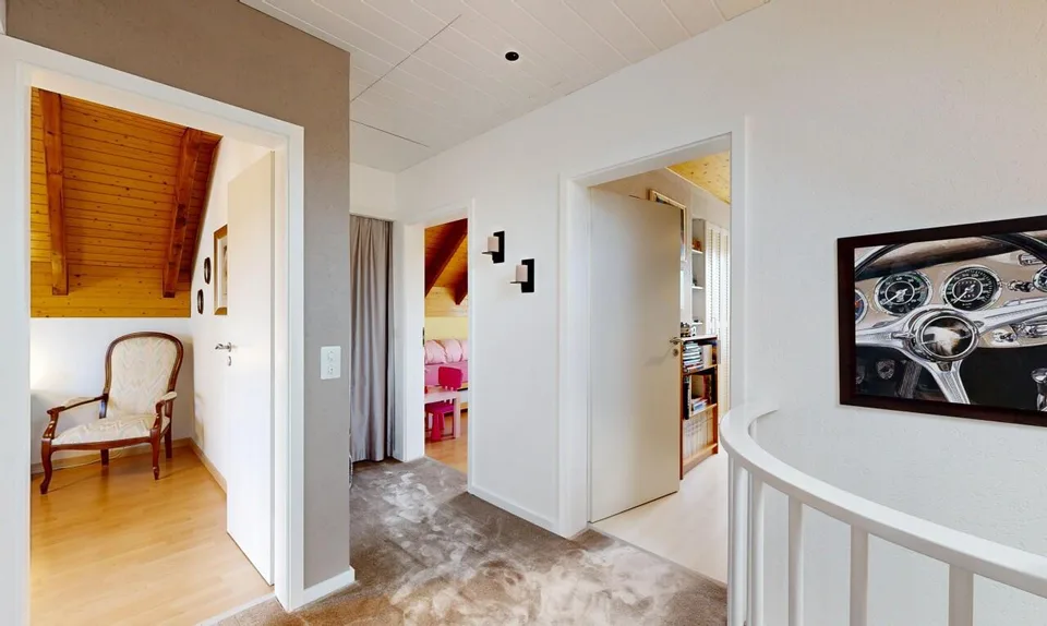 Helles Haus mit 5.5 Zimmern und Garten, ideal für Familien – Foto 10 von 11