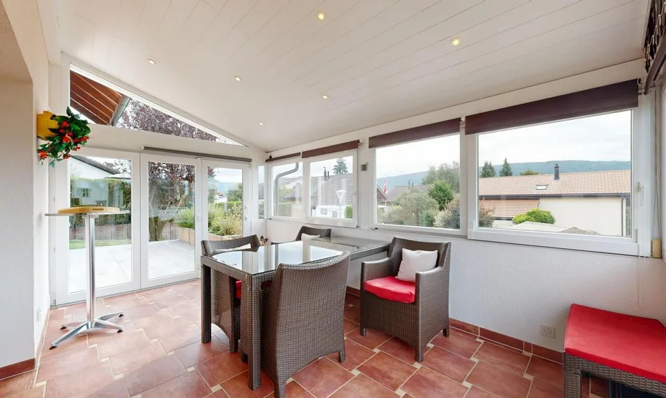 Helles Haus mit 5.5 Zimmern und Garten, ideal für Familien – Foto 5 von 11