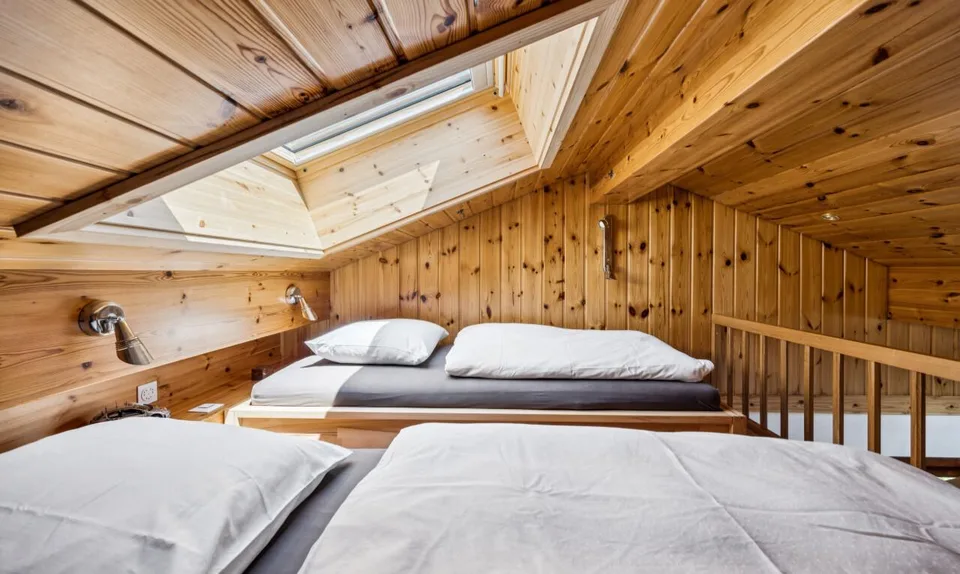 Exclusive: Large chalet in Val de Bagnes with a superb location – photo 10 of 11