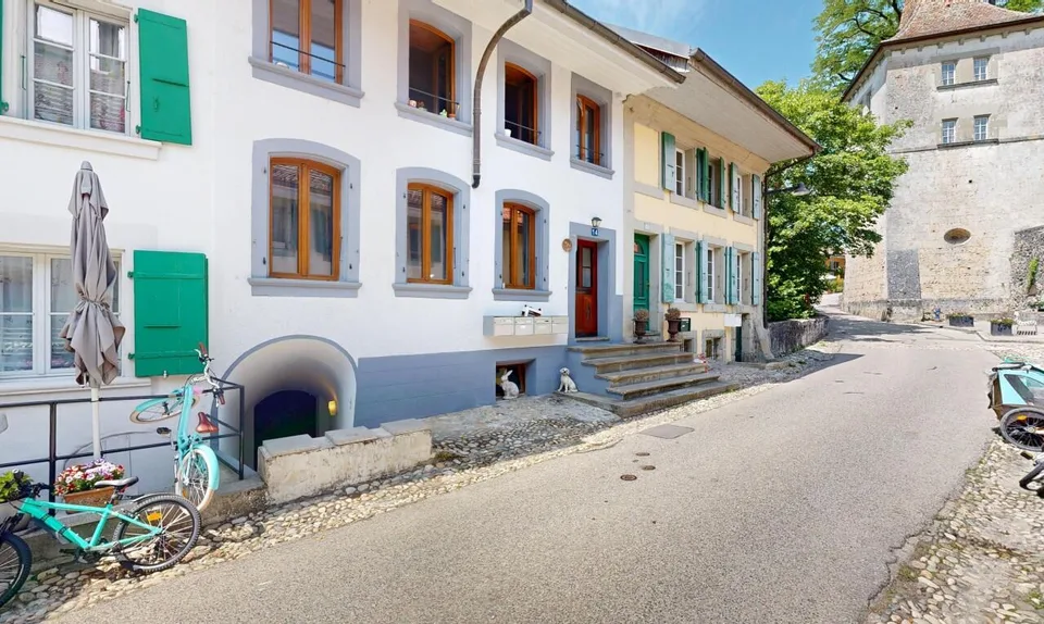 Immeuble de caractère au cœur de Moudon, idéal pour investisseur – Foto 2 von 11