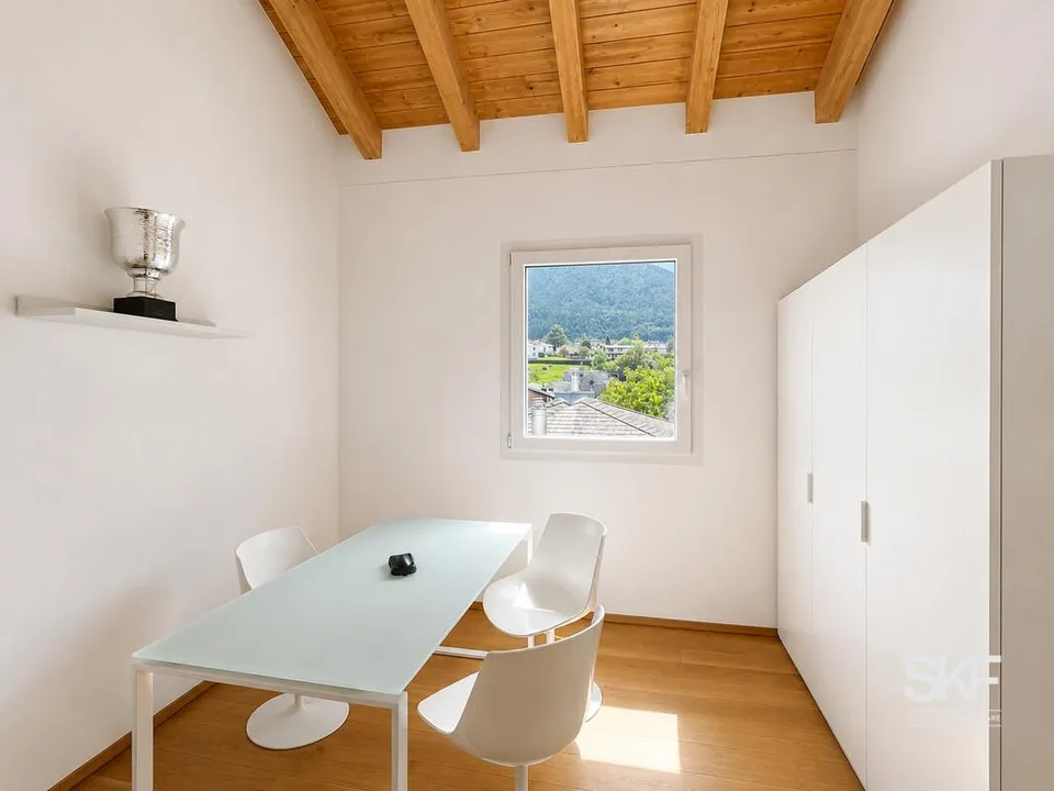 ROVEREDO - VENDESI MODERNA PROPRIETÀ CON VISTA APERTA – foto 6 di 25