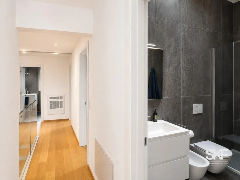 ROVEREDO - VENDESI MODERNA PROPRIETÀ CON VISTA APERTA – foto 25 di 25