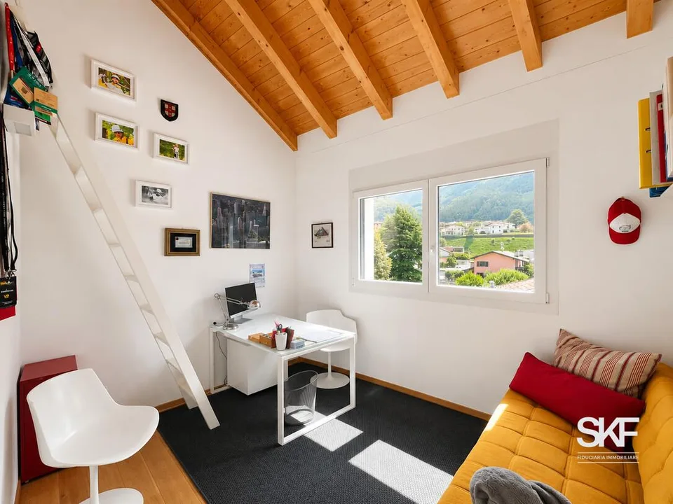 ROVEREDO - VENDESI MODERNA PROPRIETÀ CON VISTA APERTA – foto 7 di 25