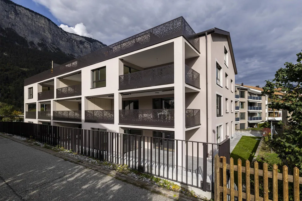 ***Erstbezug Miete Neu Sonnig Exklusiv***4 1/2-Zi Wohnung in Domat/Ems – photo 11 sur 11
