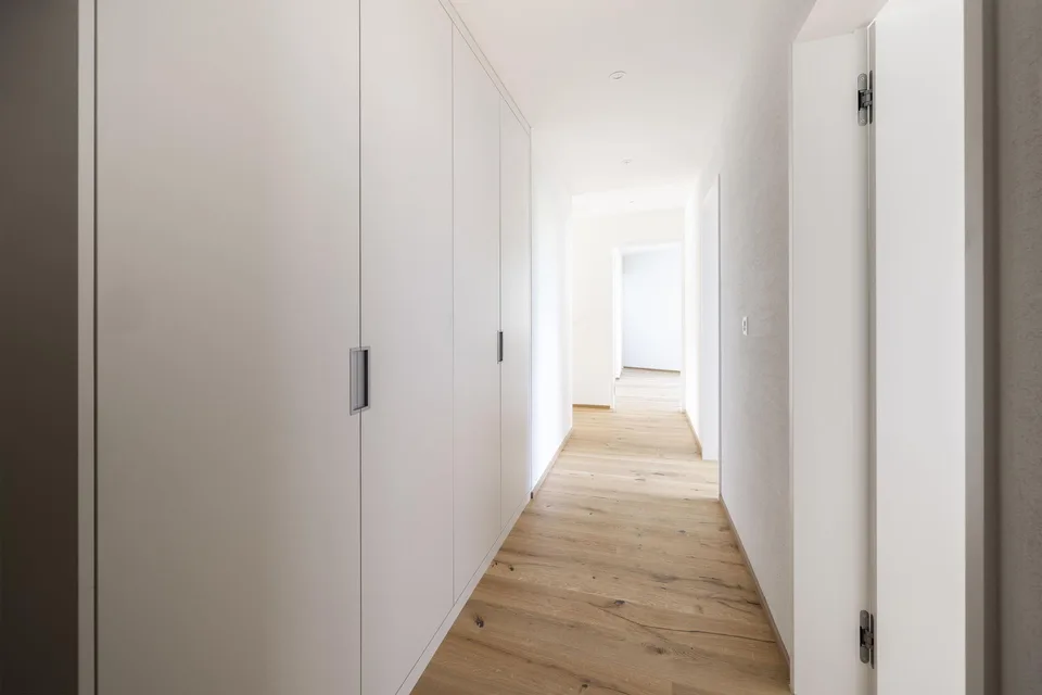 ***Erstbezug Miete Neu Sonnig Exklusiv***4 1/2-Zi Wohnung in Domat/Ems – photo 10 sur 11