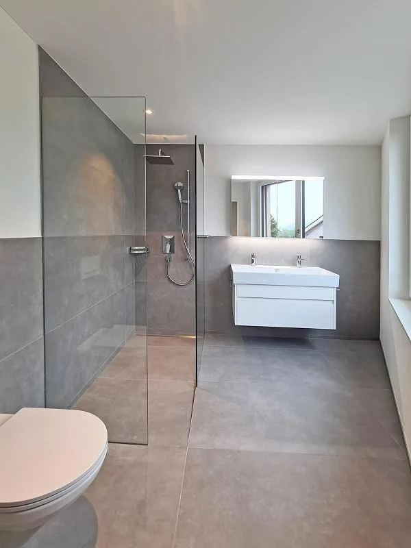 ***Erstbezug Miete Neu Sonnig Exklusiv***4 1/2-Zi Wohnung in Domat/Ems – photo 7 sur 11