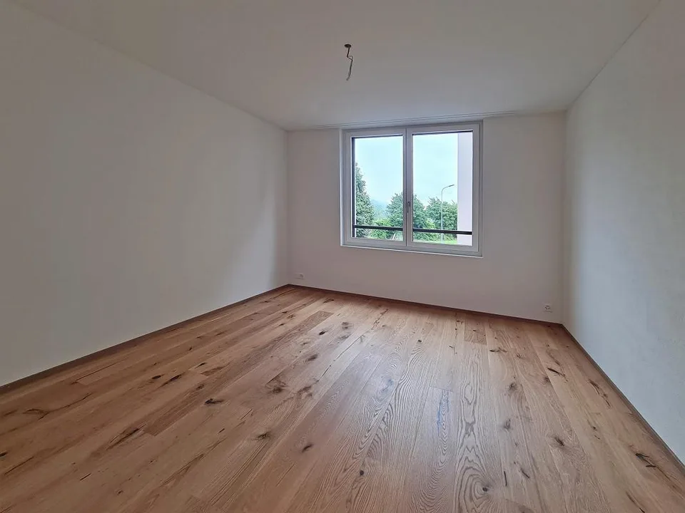 ***Erstbezug Miete Neu Sonnig Exklusiv***4 1/2-Zi Wohnung in Domat/Ems – photo 8 sur 11