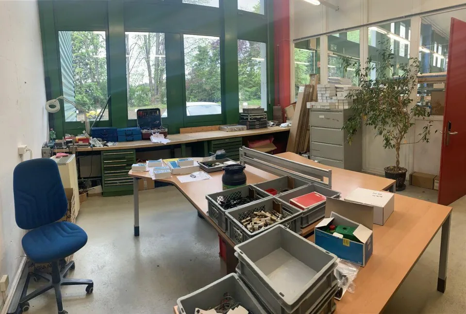 Vaud bureaux, locaux commerciaux, atelier, labo avec dépots Ouest l... – Foto 9 von 10