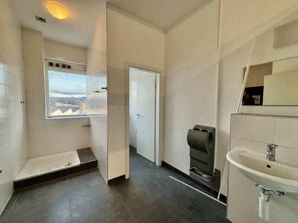 Vaud stockage/dépots/local de 625 m2 à louer avec quai de chargemen... – Foto 8 von 11