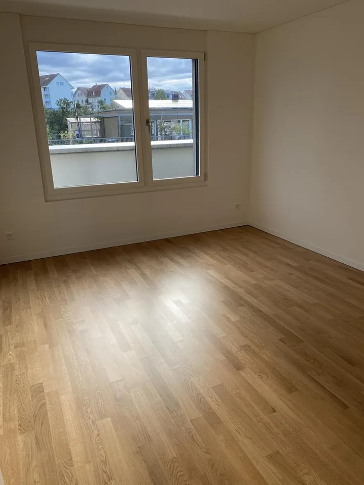 Moderne 2.5-Zimmer-Wohnung im Grünen an der Birs