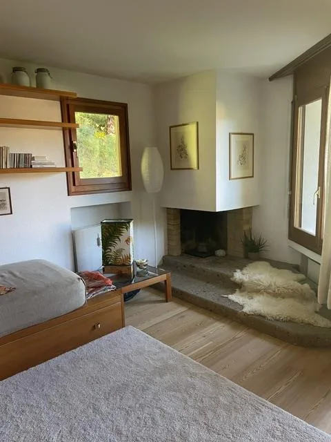Saisonale 2 1/2-Zimmer-Ferienwohnung Ski-in Ski-out