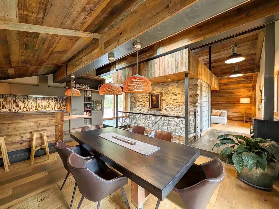 Chalet d'eccezione sci ai piedi ad Anzère: Materiali nobili, vendita in residenza secondaria e autorizzazione Lex Koller – foto 5 di 15