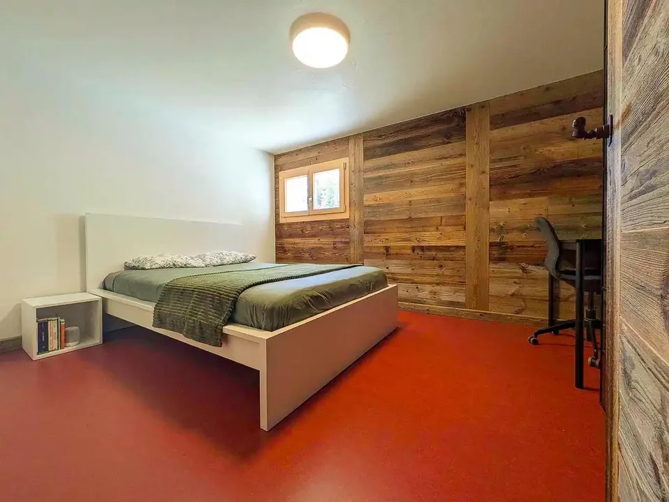 Chalet d'eccezione sci ai piedi ad Anzère: Materiali nobili, vendita in residenza secondaria e autorizzazione Lex Koller – foto 10 di 15