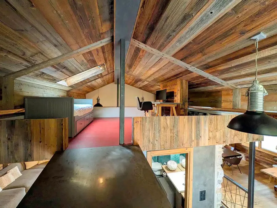 Chalet d'eccezione sci ai piedi ad Anzère: Materiali nobili, vendita in residenza secondaria e autorizzazione Lex Koller – foto 8 di 15