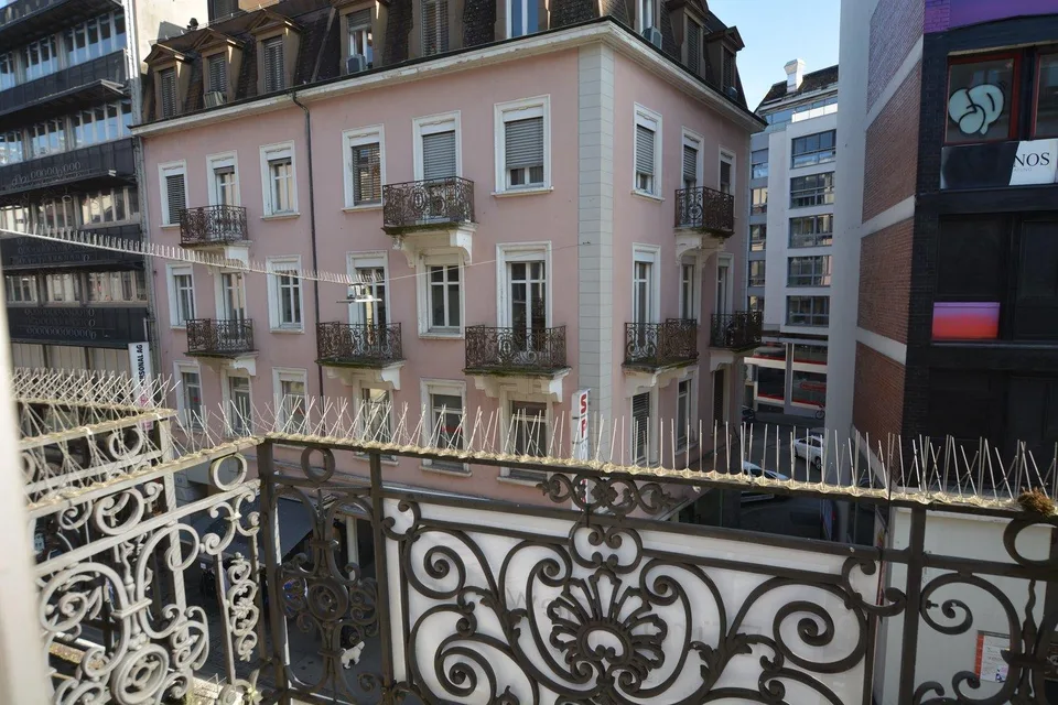 Ganze Etage mit 4 Büros im Herzen von Basel