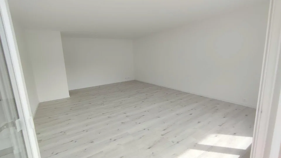 Schöne, grosse Eigentumswohnung - Dachwohnung mit toller Aussicht