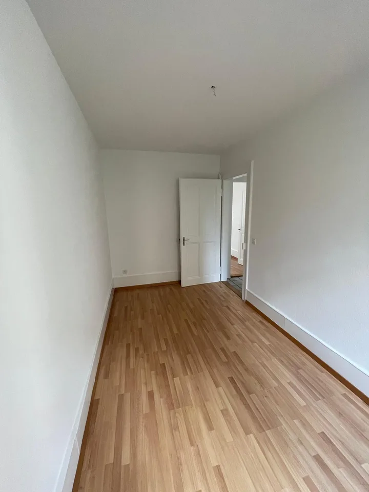 Einziehen und Wohlfühlen: frisch sanierte 3-Zimmerwohnung in Biel – foto 7 di 11
