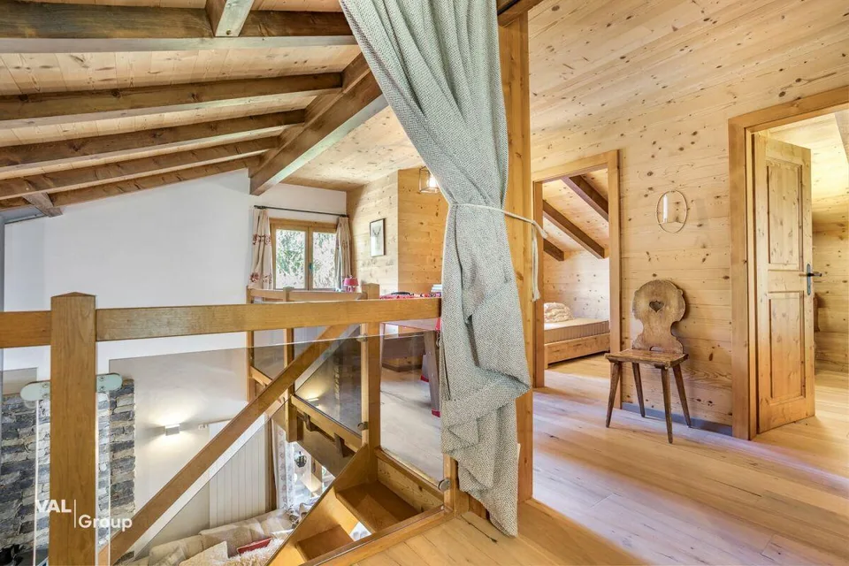Vista, comfort e benessere! Splendido chalet arredato a La Tzoumaz
