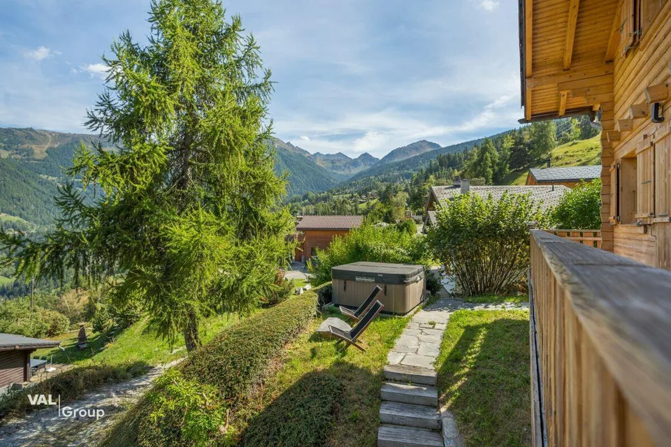 Vista, comfort e benessere! Splendido chalet arredato a La Tzoumaz