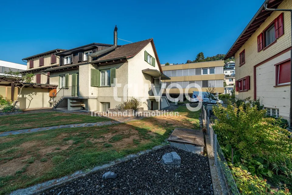 Terreno di 700 m² con un attraente potenziale di sviluppo – foto 3 di 7