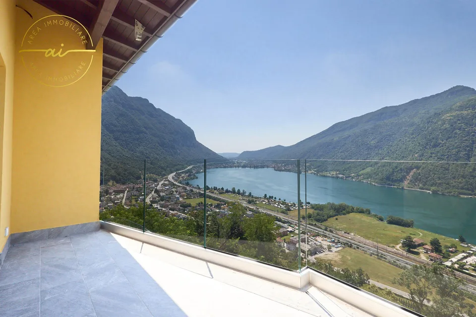 BELLA CASA INDIPENDENTE CON VISTA LAGO A ROVIO – foto 8 di 13