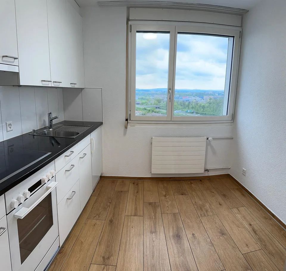 3.0 Zimmerwohnung mit Weitsicht – Foto 2 von 10