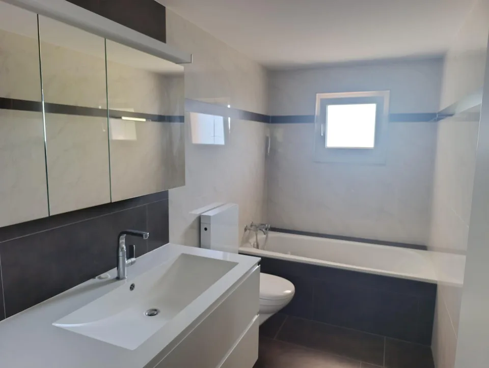 moderne 3.5 Zimmerwohnung