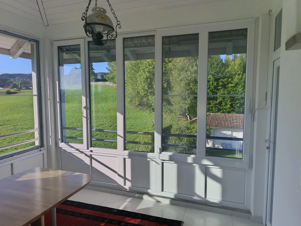 moderne 3.5 Zimmerwohnung