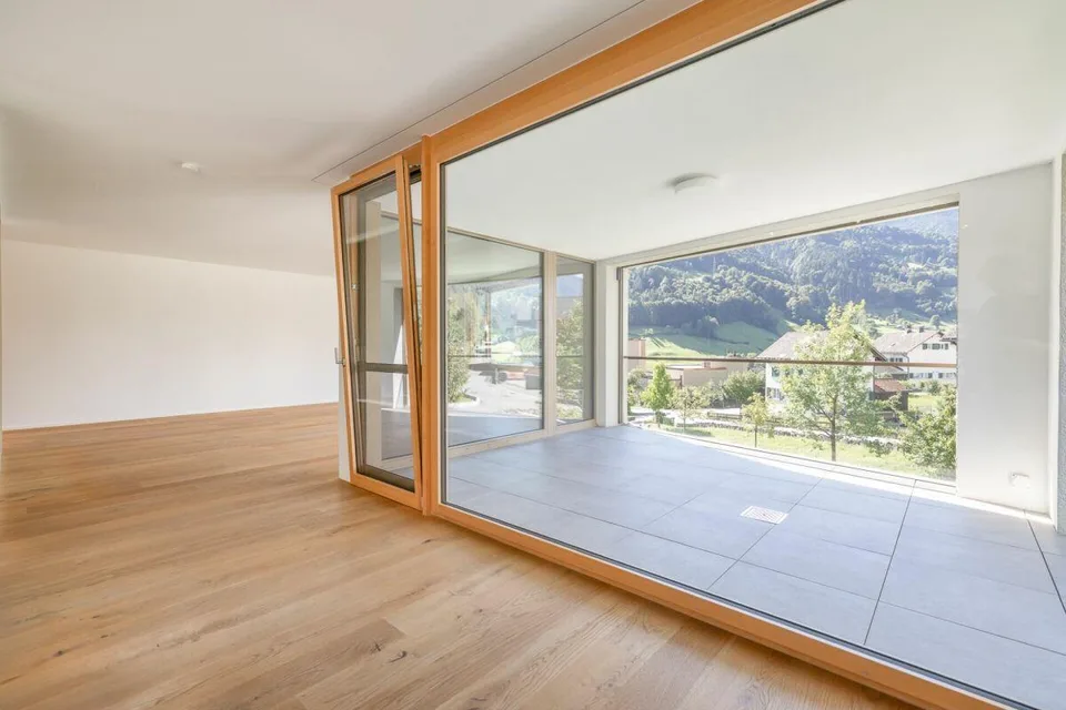 4.5-Zi-Wohnung mit unverbaubarer Weitsicht – Foto 4 von 13