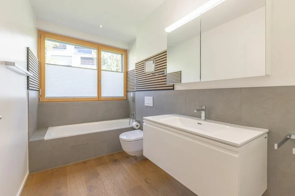 4.5-Zi-Wohnung mit unverbaubarer Weitsicht – Foto 10 von 13