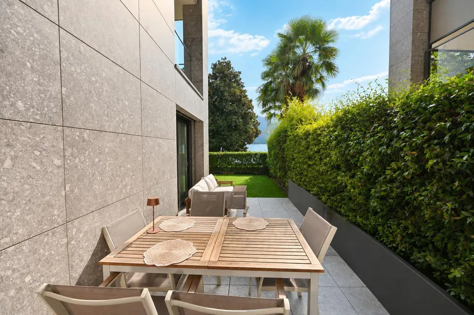 Raffinato Appartamento con Giardino Privato e Vista sul Lago di Lugano – Foto 5 von 28