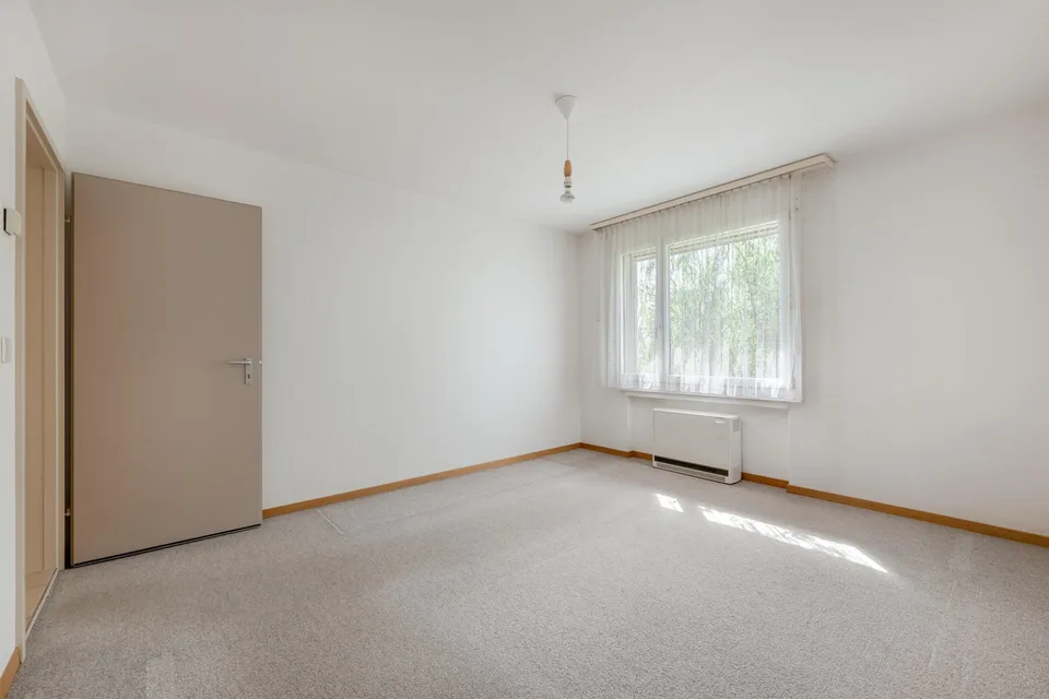 Einfamilienhaus mit viel Potenzial und traumhafter Aussicht – Foto 8 von 16