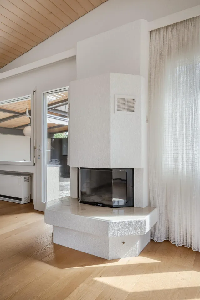 Einfamilienhaus mit viel Potenzial und traumhafter Aussicht – Foto 4 von 16