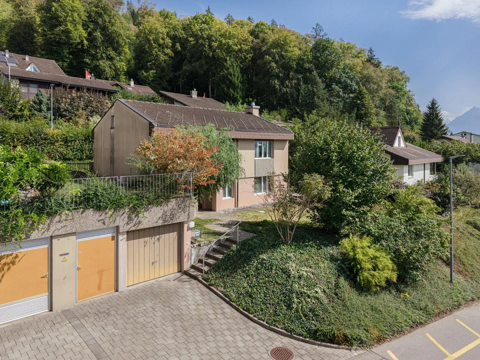 Einfamilienhaus mit viel Potenzial und traumhafter Aussicht – Foto 14 von 16