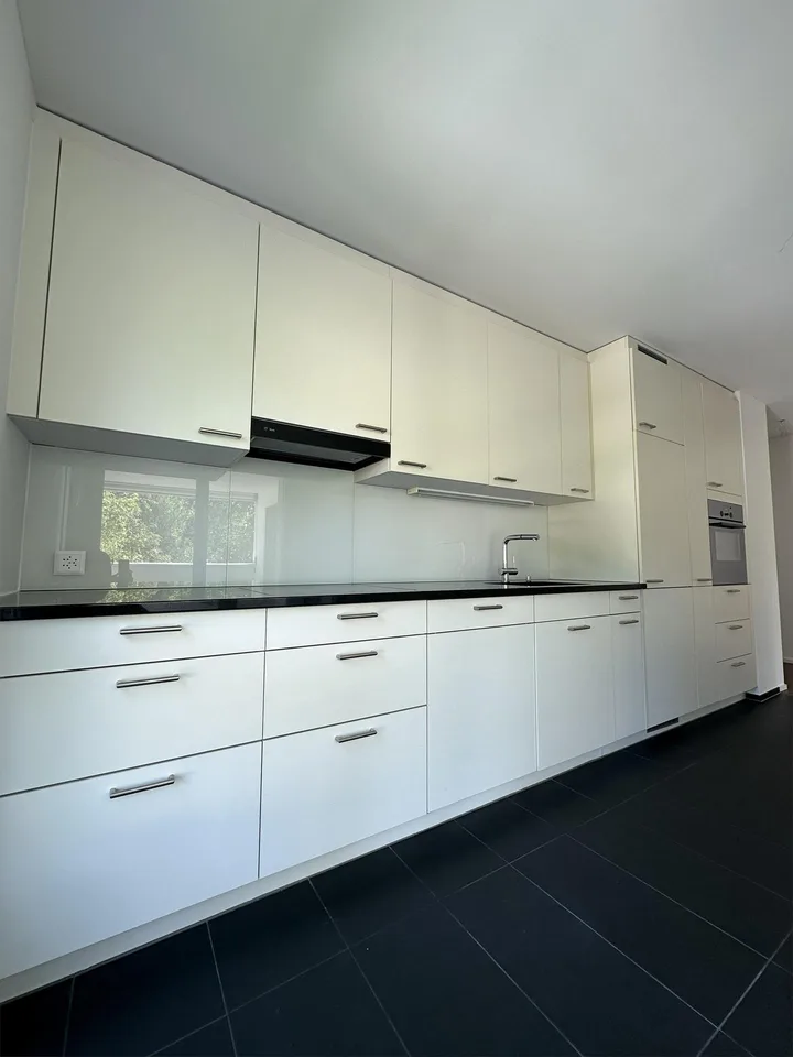 "Moderne 4.5-Zimmer Genossenschaftswohnung für 3 bis 4-köpfige Familie – Foto 2 von 10