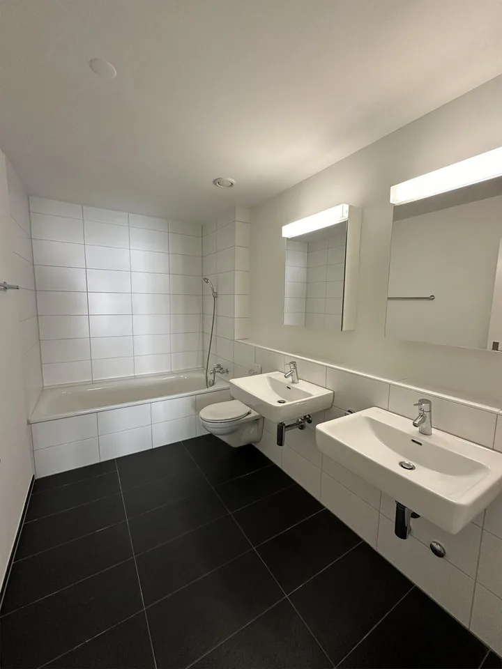"Moderne 4.5-Zimmer Genossenschaftswohnung für 3 bis 4-köpfige Familie – Foto 4 von 10