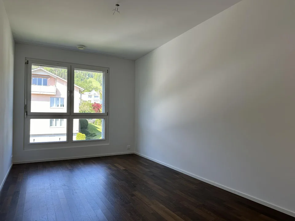 "Moderne 4.5-Zimmer Genossenschaftswohnung für 3 bis 4-köpfige Familie – Foto 7 von 10