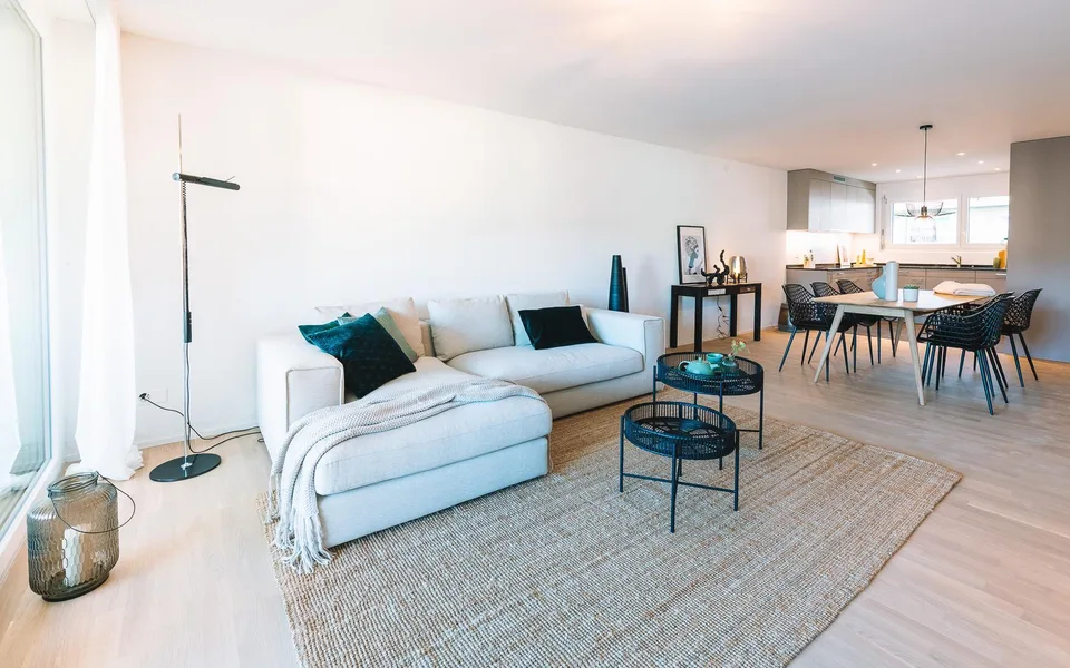 Moderne 2.5-Zimmer-Wohnung in Neuhausen am Rheinfall