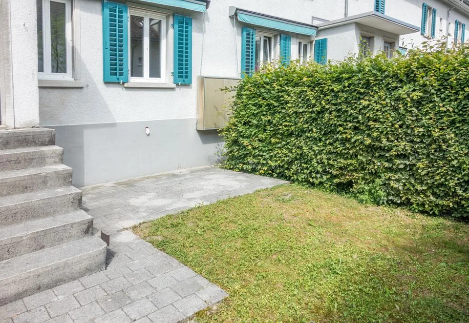 kinderfreundliche Lage, nähe Einkaufsmöglichkeiten/Schule/Kindergarten