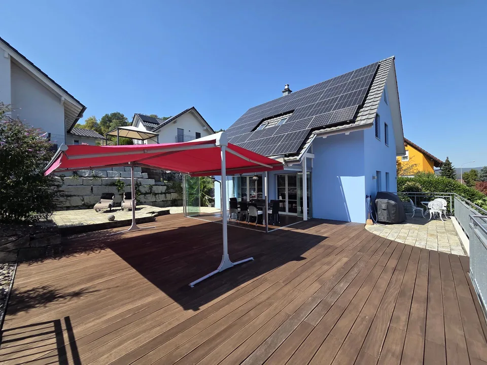 Wintergarten und Terrasse mit viel Platz zum Entspannen und Geniessen – photo 3 sur 12