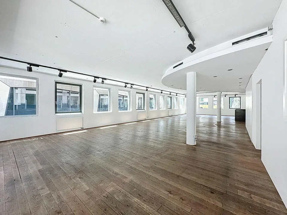 615m2 de visibilté au coeur de Lausanne – Foto 2 von 9