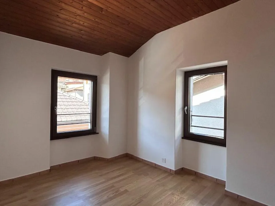 APPARTAMENTO 4.5 LOCALI DUPLEX CON GIARDINO – foto 13 di 19